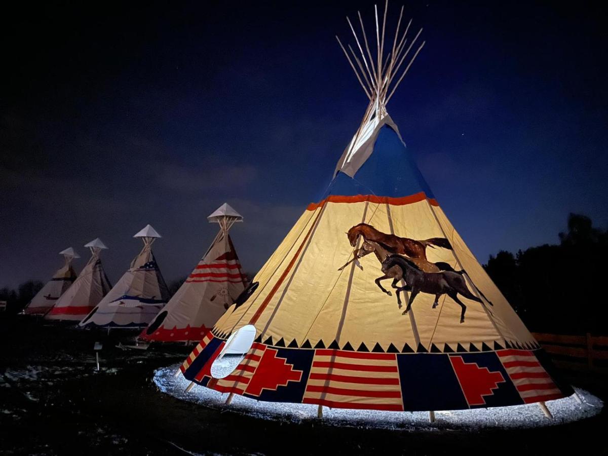 Готель Indiana Camp - 150 M Od Suntago Park Grabce-Towarzystwo Екстер'єр фото
