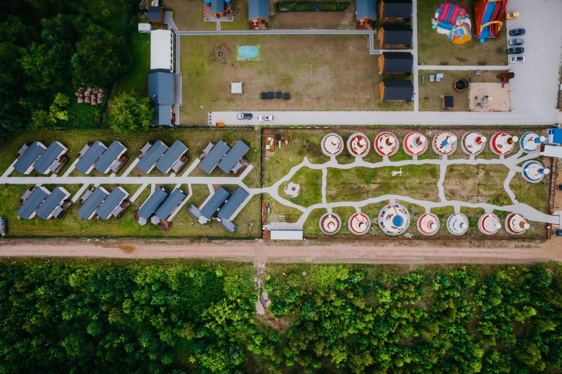 Готель Indiana Camp - 150 M Od Suntago Park Grabce-Towarzystwo Екстер'єр фото