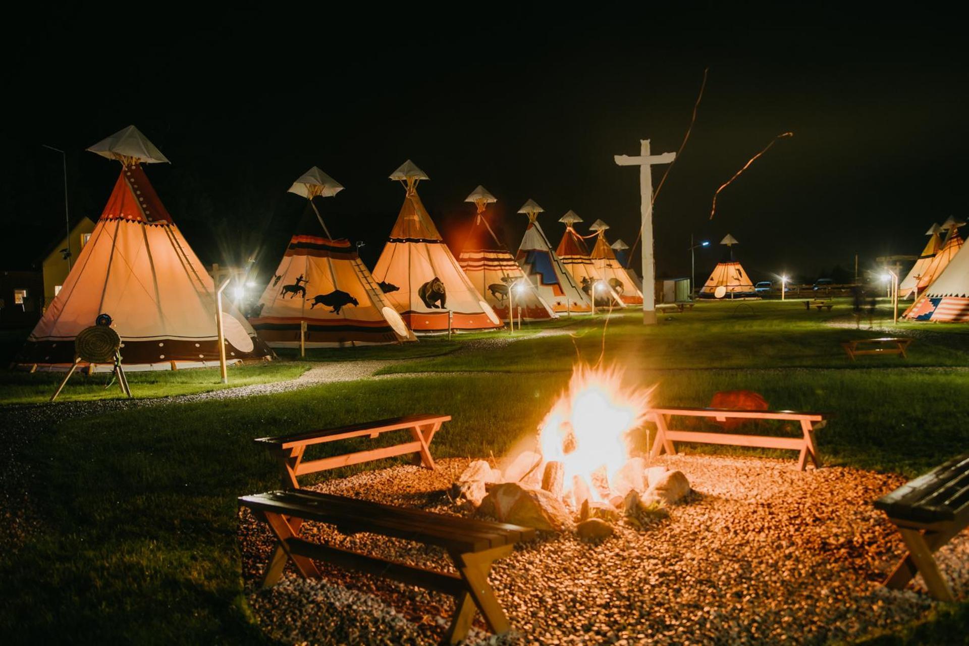 Готель Indiana Camp - 150 M Od Suntago Park Grabce-Towarzystwo Екстер'єр фото