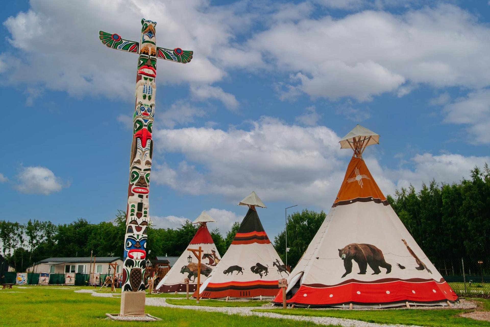 Готель Indiana Camp - 150 M Od Suntago Park Grabce-Towarzystwo Екстер'єр фото