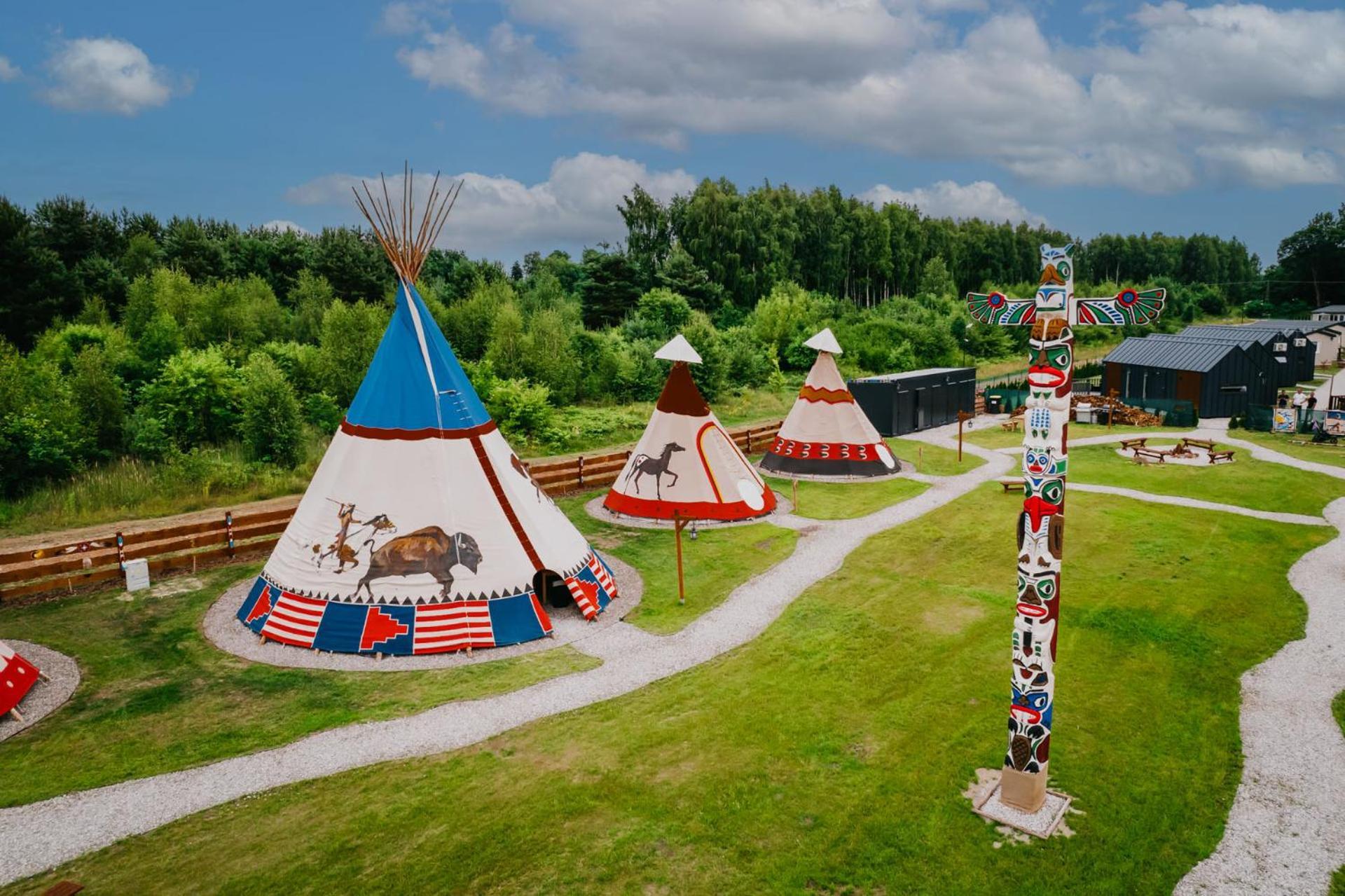 Готель Indiana Camp - 150 M Od Suntago Park Grabce-Towarzystwo Екстер'єр фото