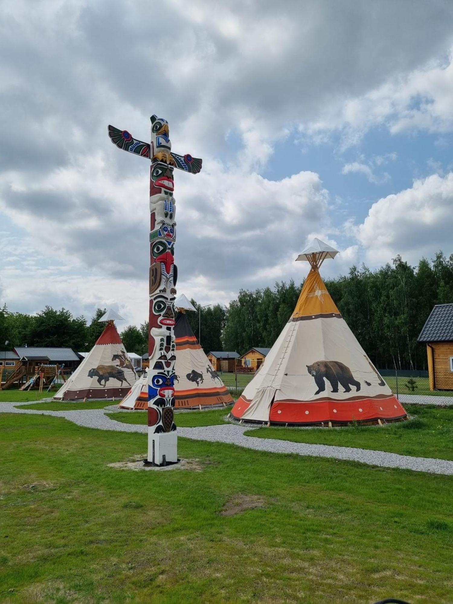 Готель Indiana Camp - 150 M Od Suntago Park Grabce-Towarzystwo Екстер'єр фото