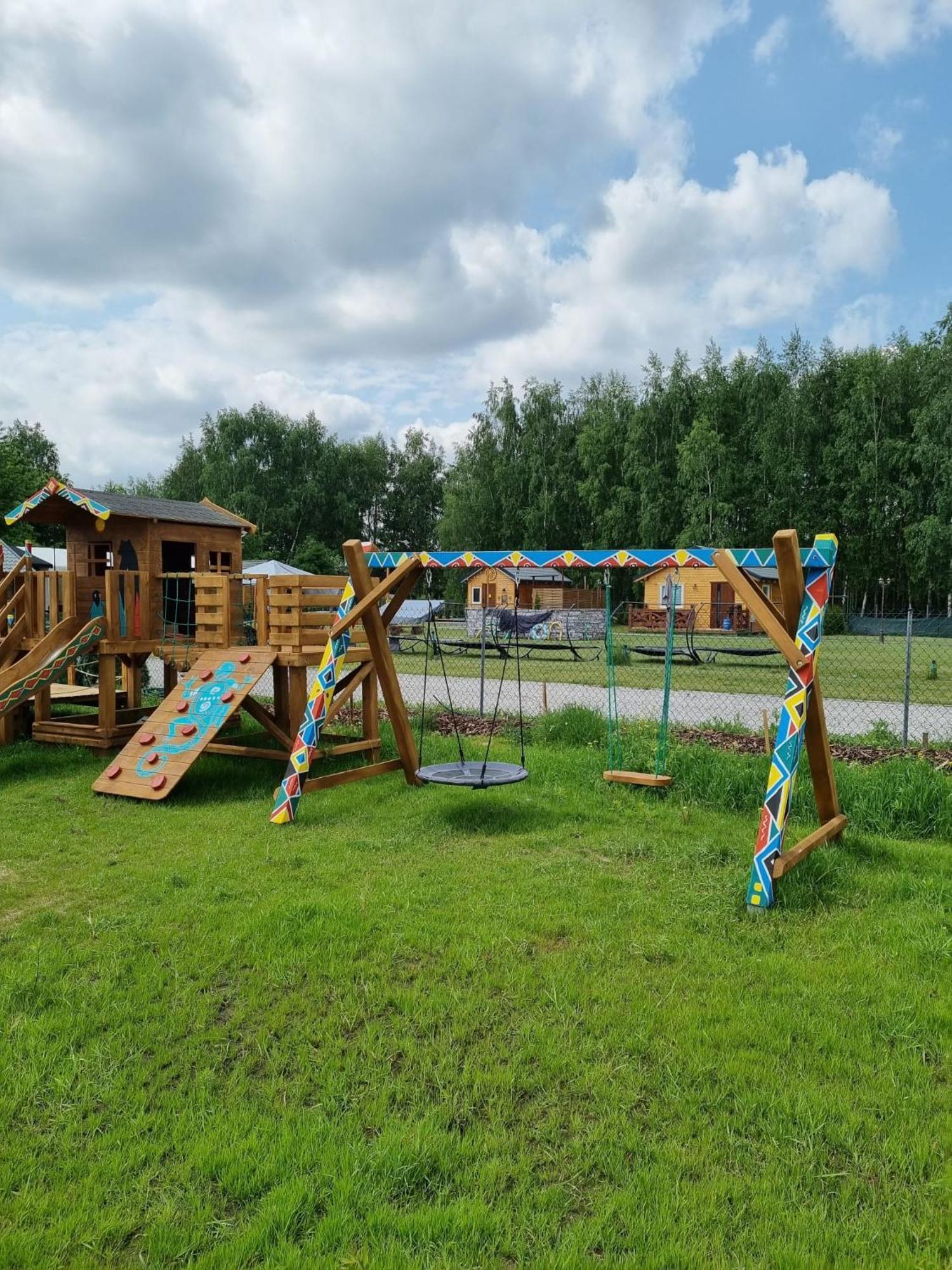 Готель Indiana Camp - 150 M Od Suntago Park Grabce-Towarzystwo Екстер'єр фото